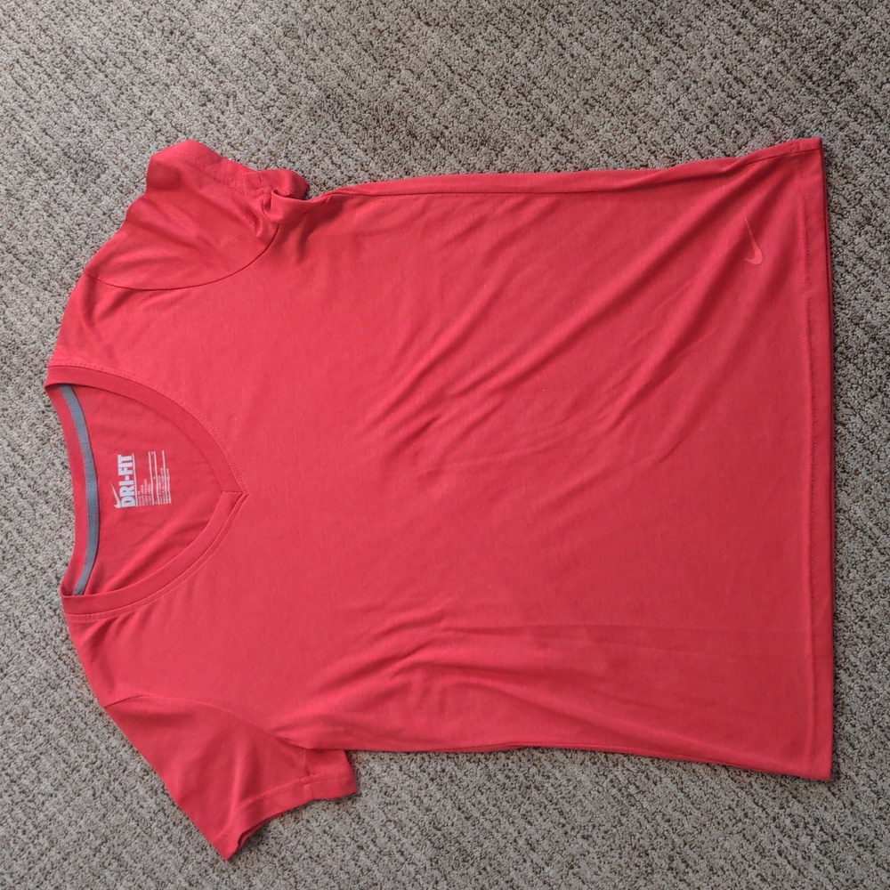 Free with Bundle Nike Dri-Fit tee